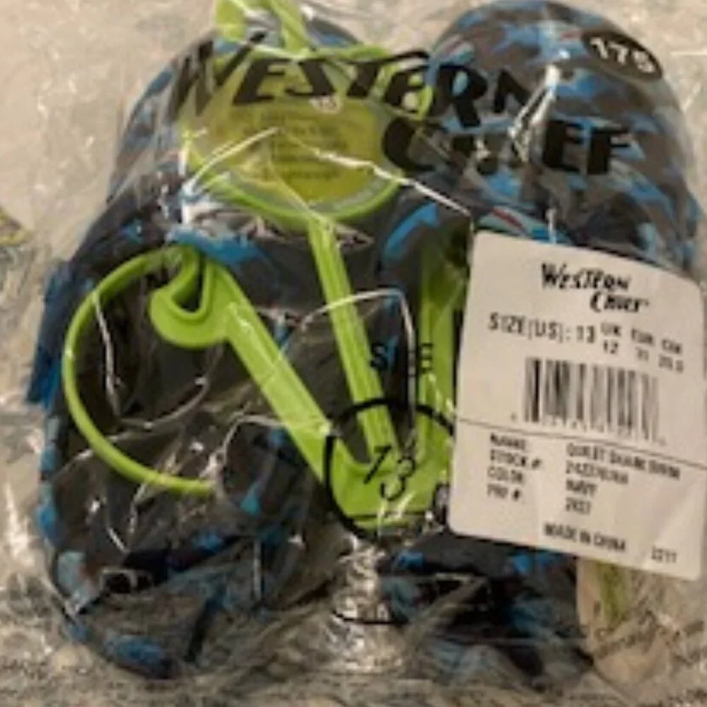 Kids Beach/Water Shoes Navy Shark NWT Kids 13